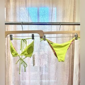 Medium Maaji reversible bikini top and bottom.